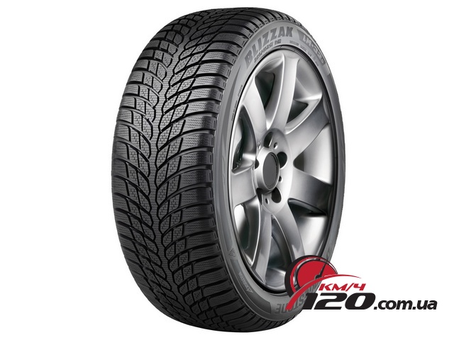 Bridgestone Blizzak LM-32S 235/45 R17